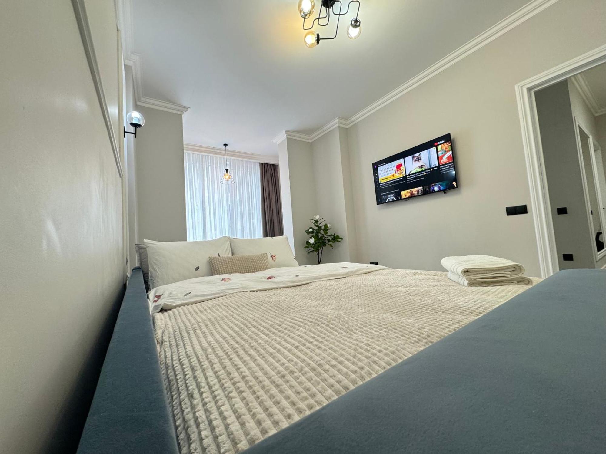Two Bedroom Apartment In The Center, With Parking, Address Avram Iancu 32 Chisinau Luaran gambar
